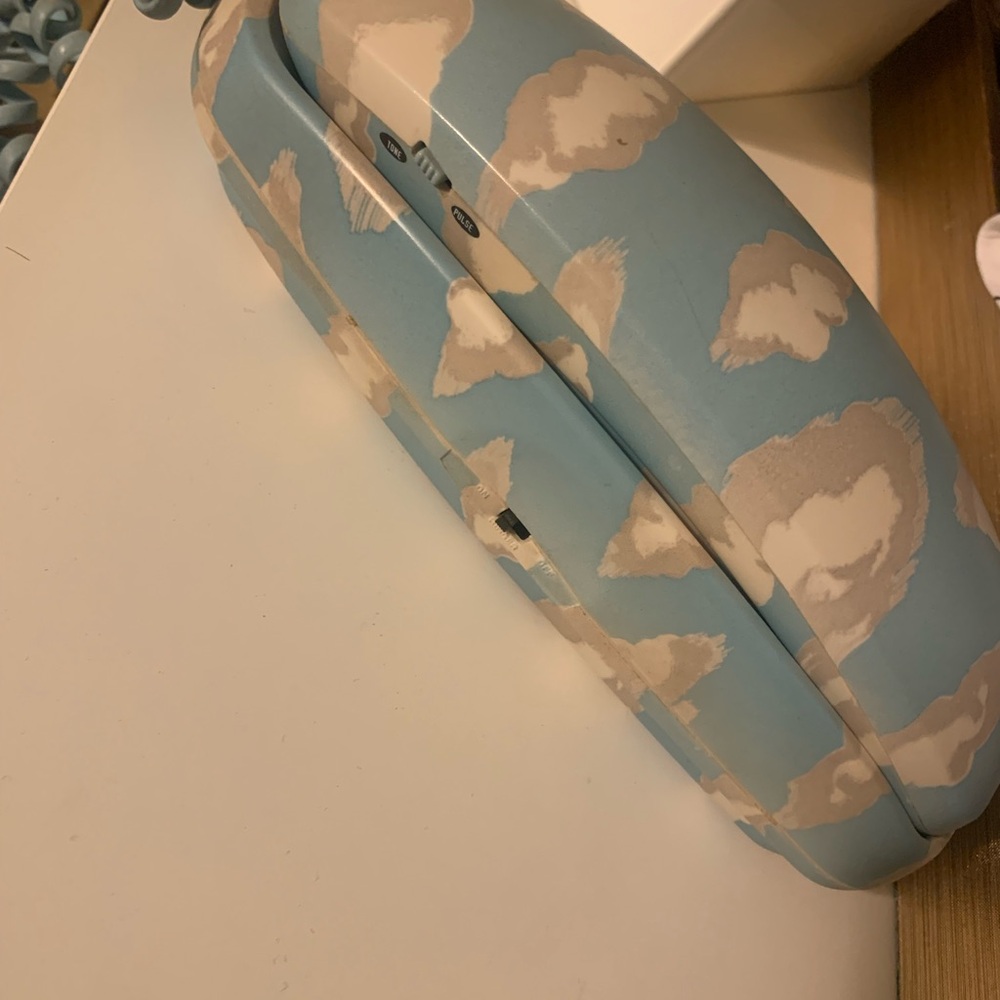 Cloud Pattern Blue Phone